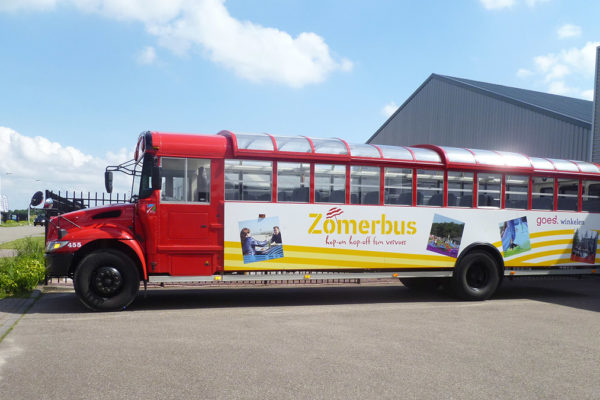 International-Zomerbus