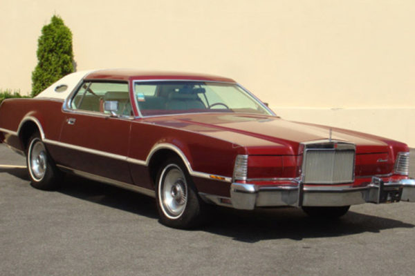 Lincoln-Mark-IV-front